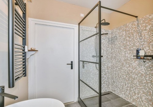 Bathroom Glass Partition Fixing
