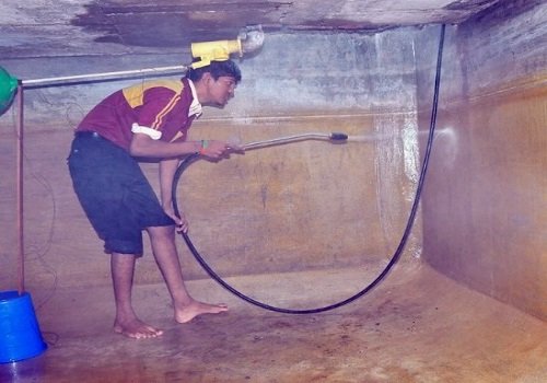 Underground Tank Cleaning (2000 Ltr)